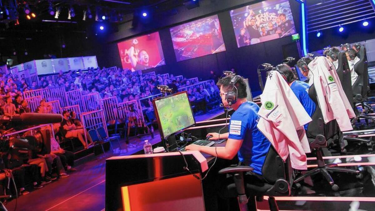 Esports tournament coverage